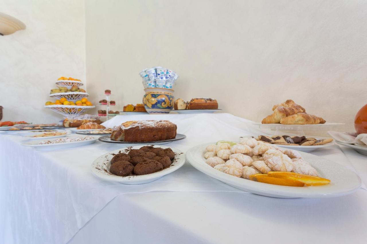 Hotel Sole Castello (Adults Only) ตาออร์มินา ภายนอก รูปภาพ