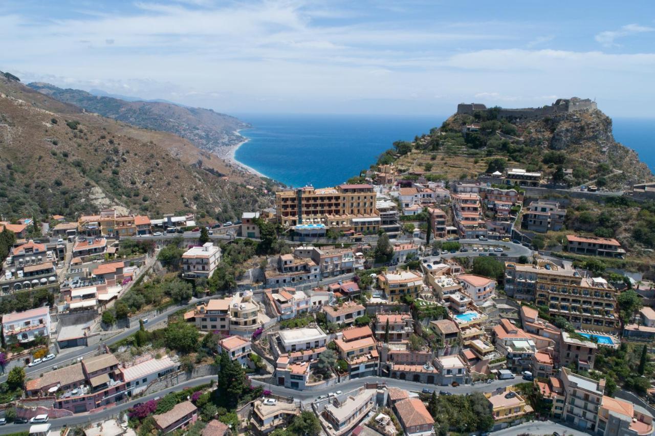 Hotel Sole Castello (Adults Only) ตาออร์มินา ภายนอก รูปภาพ