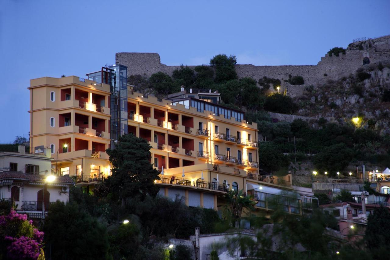 Hotel Sole Castello (Adults Only) ตาออร์มินา ภายนอก รูปภาพ